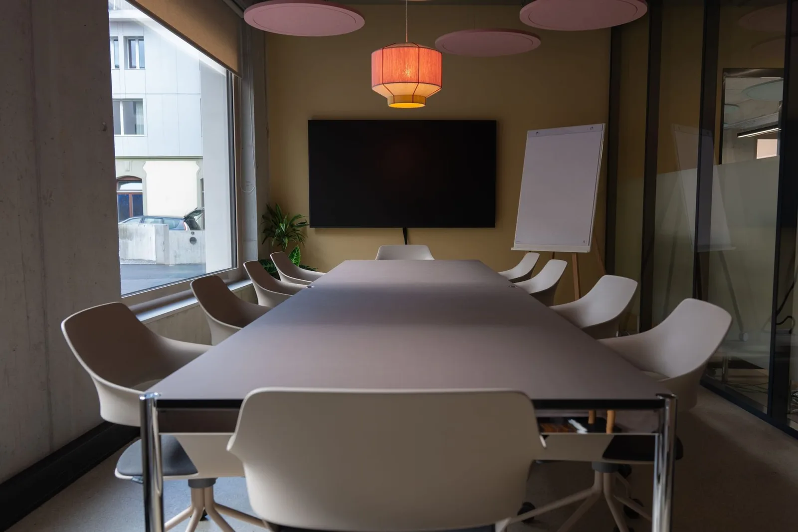 BLEIKI Coworking, Meeting room for 12 people, Interlaken