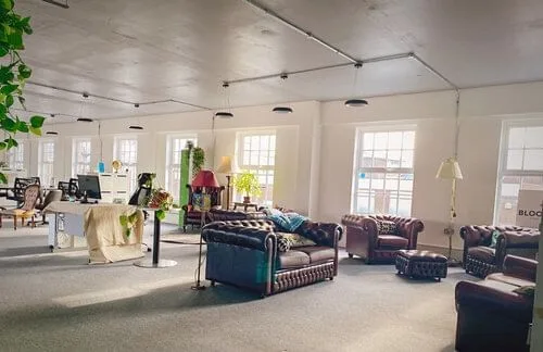 Bloom Space Rugby, Open-plan office, Rugby