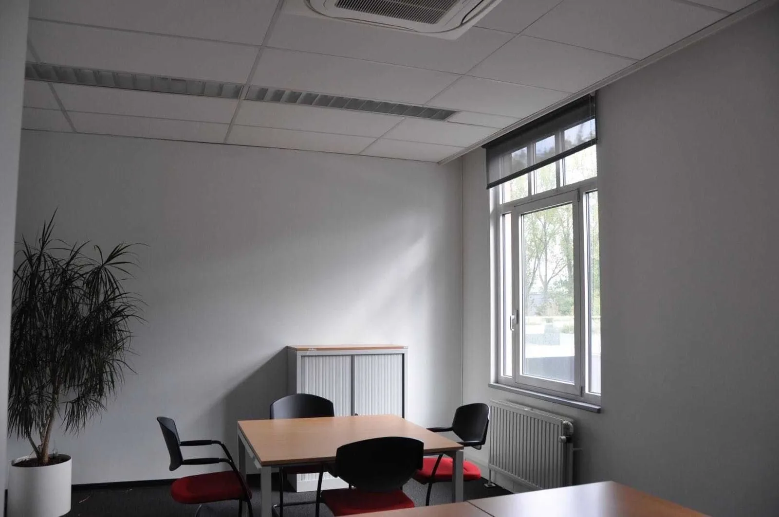BluePoint Antwerpen, Meeting room for 4 people, Antwerp