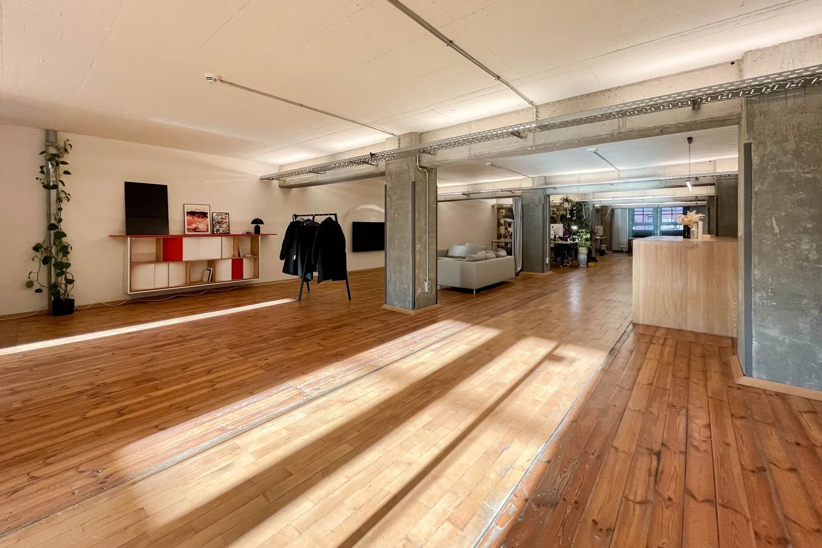 Bodeneins, Reception, Hamburg
