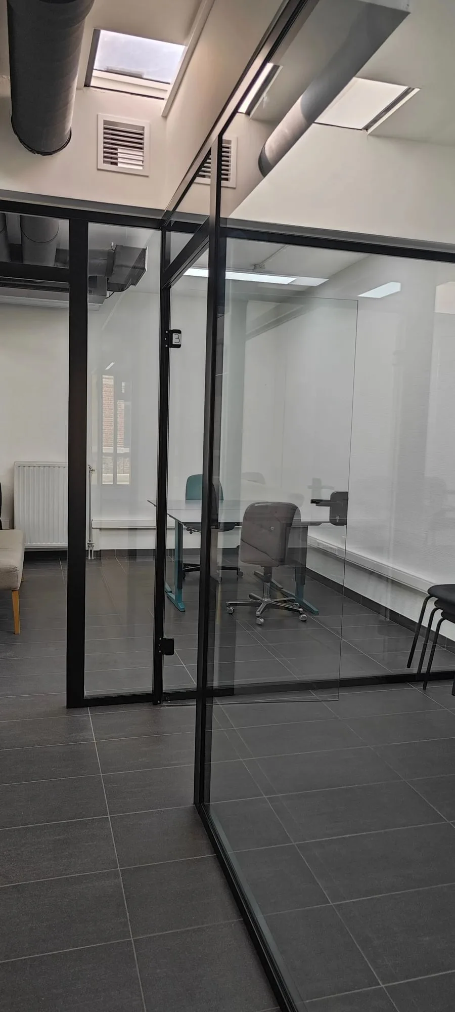 Boterkloppers HUB, Bureau privatif 2 postes, Beringen