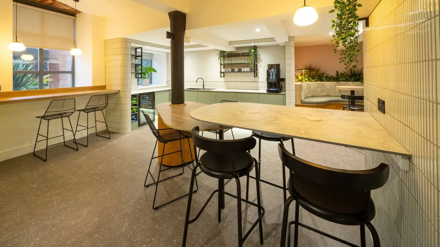 Bracken Workspace Plus - Calls Wharf, Cafeteria, Leeds