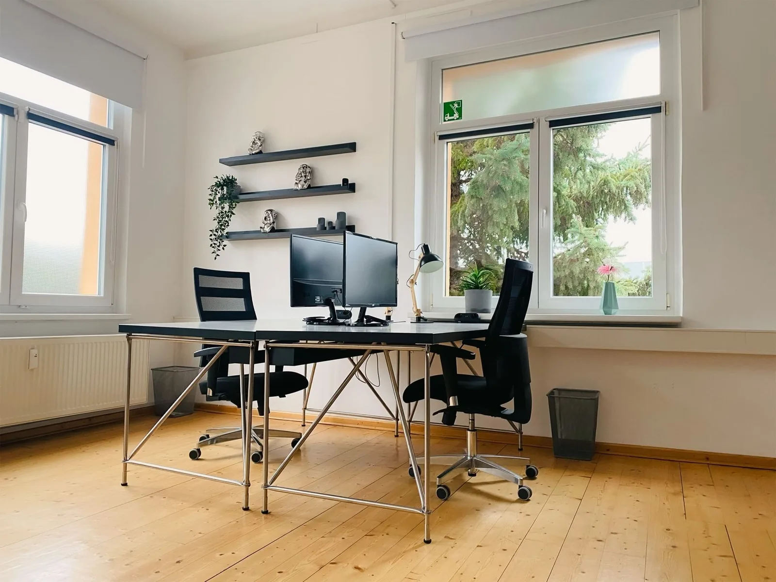 Brick37 Coworking-Space, Privatbüro mit 2 Arbeitsplätzen, Hanau