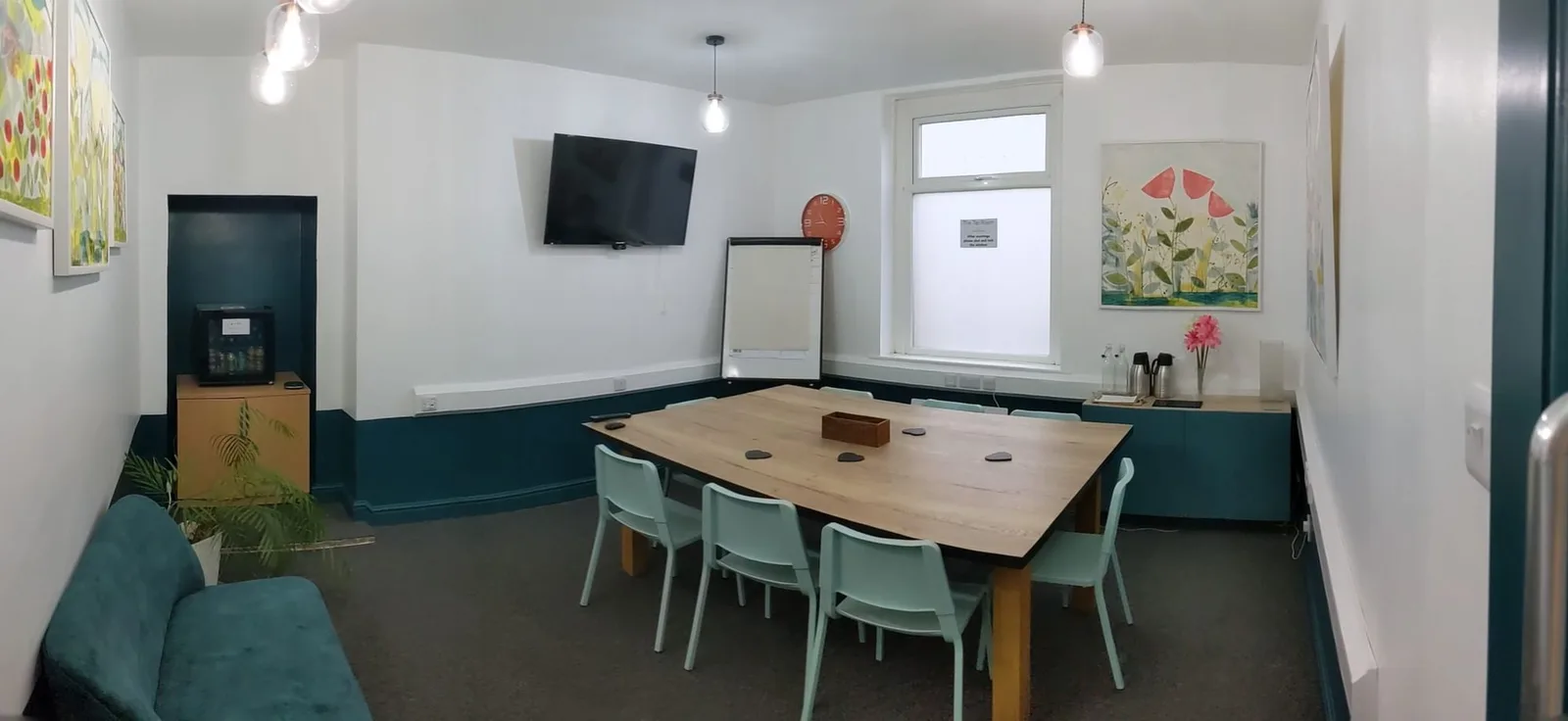 BrigHub, Meeting room for 8 people, Brighouse