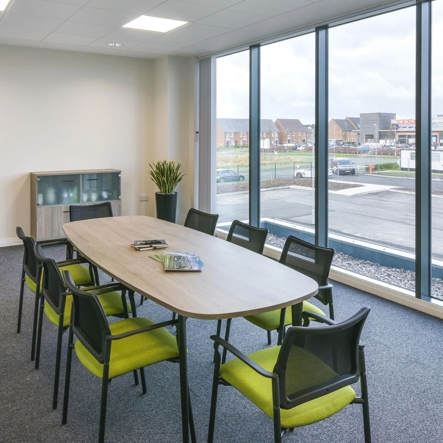 Buckshaw Village Office Park, Meeting room for 8 people, Chorley