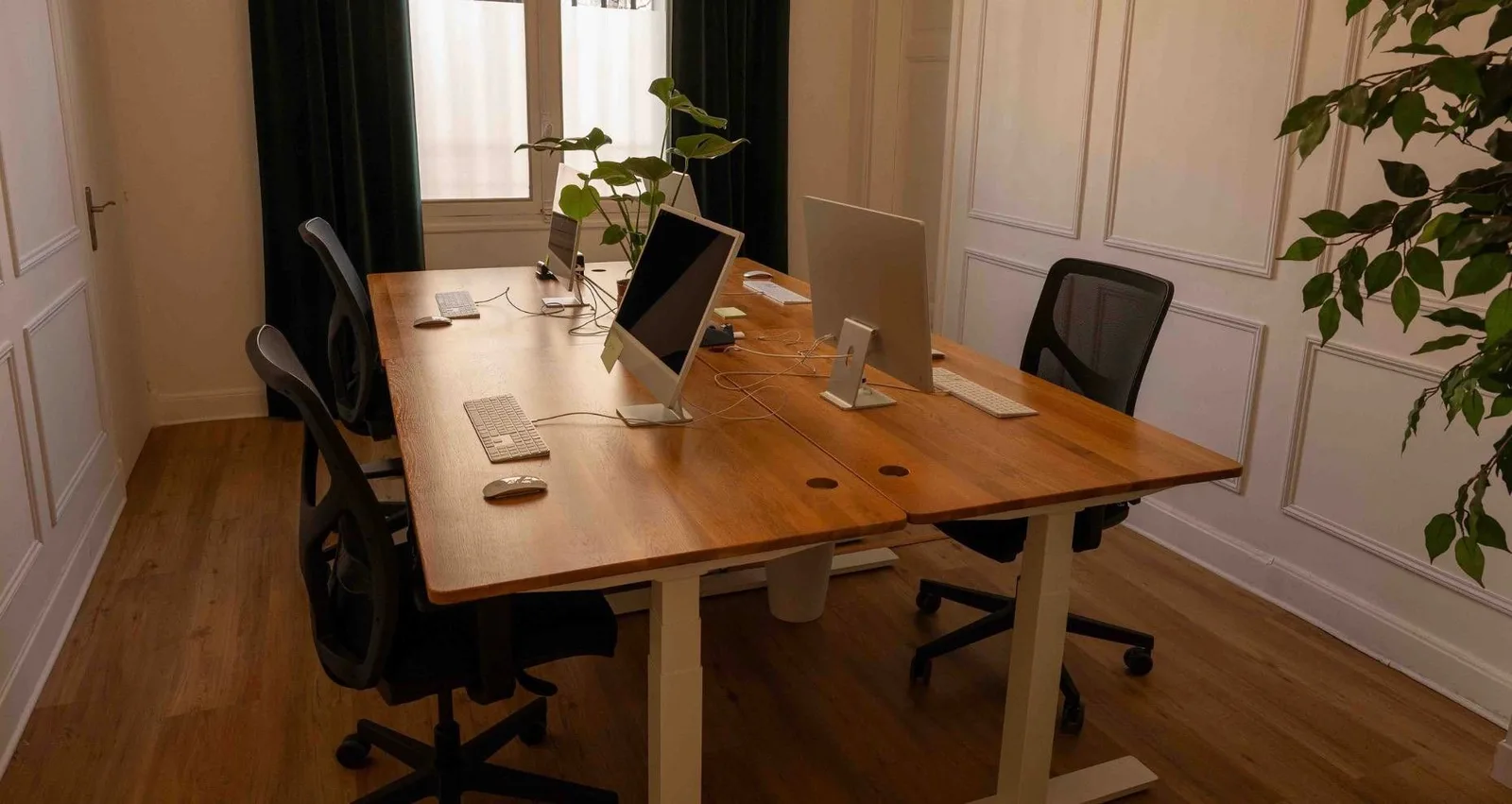 Bureau 16ème, Privatbüro mit 4 Arbeitsplätzen, Paris 16e