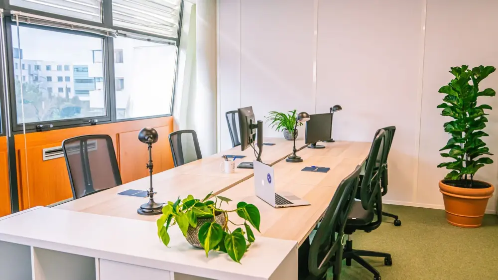 Héméra Ravezies, Bureau 8 postes, Bordeaux
