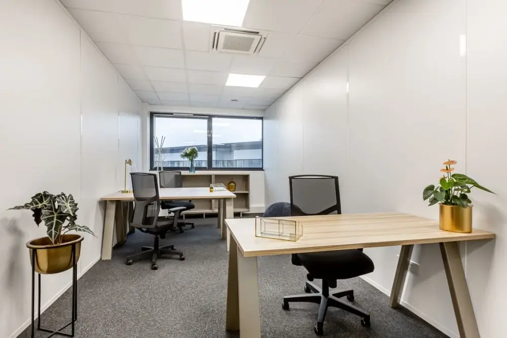 B'CoWorker Elancourt, Bureau B31 pour 3 postes, Elancourt