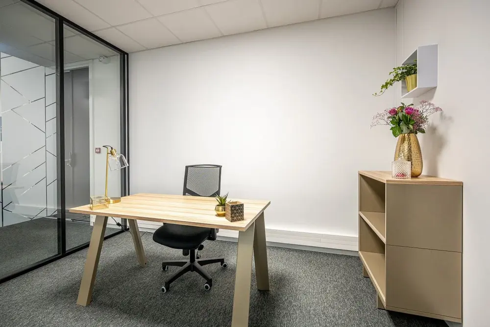 B'CoWorker Strasbourg Schiltigheim, Bureau B37 - 1 poste (8m²), Schiltigheim