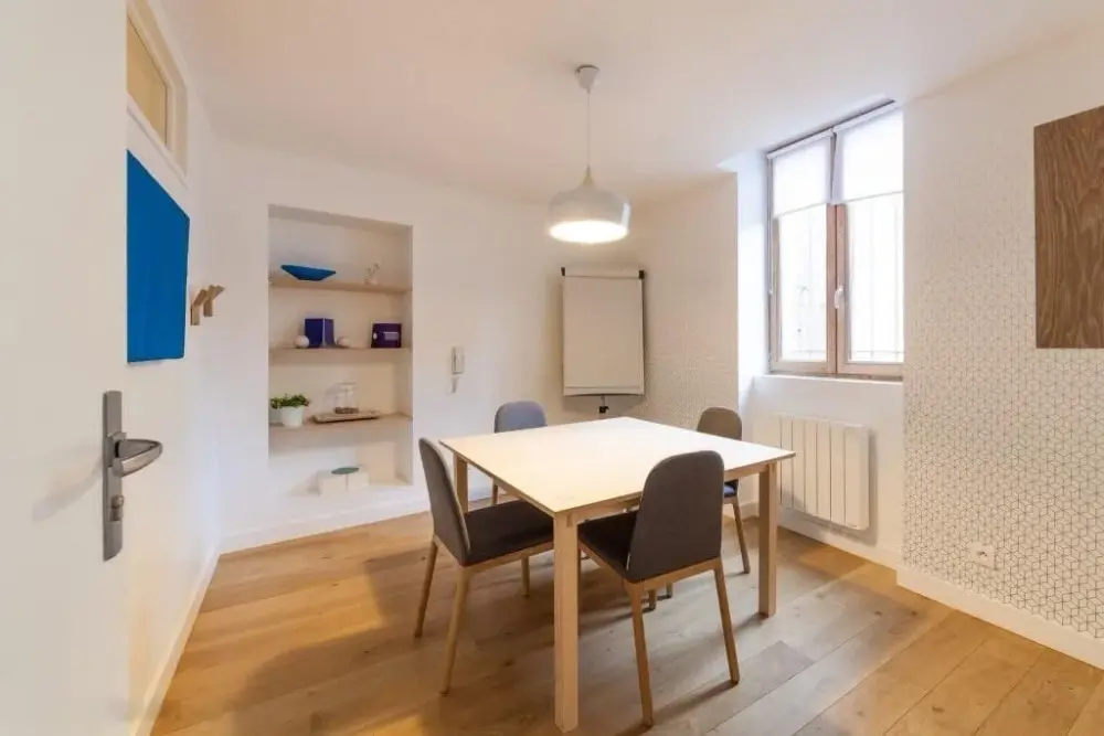 Mix Coworking Tassin, Bureau Bleu 3 à 4 personnes, Tassin la Demi Lune