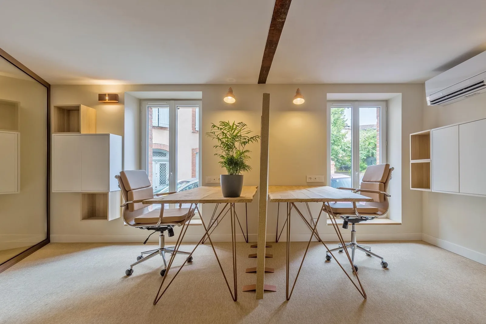 Le bureau d'à côté, Private office, 2 desks, Albi