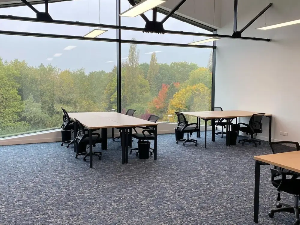 Bureaux & Co Cesson-Sévigné, Bureau d'équipe (10 personnes), Cesson-Sévigné