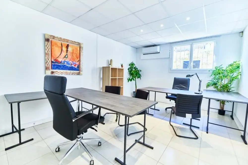 L'Équateur, Le Bureau Geze, Marseille 2e