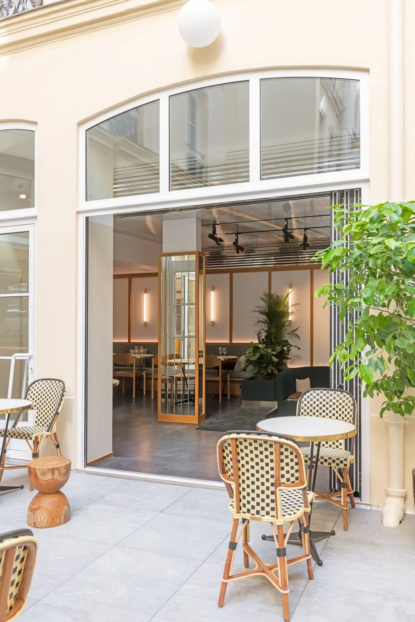 The Bureau Monsigny, Terrasse et espace extérieur, Paris 2e