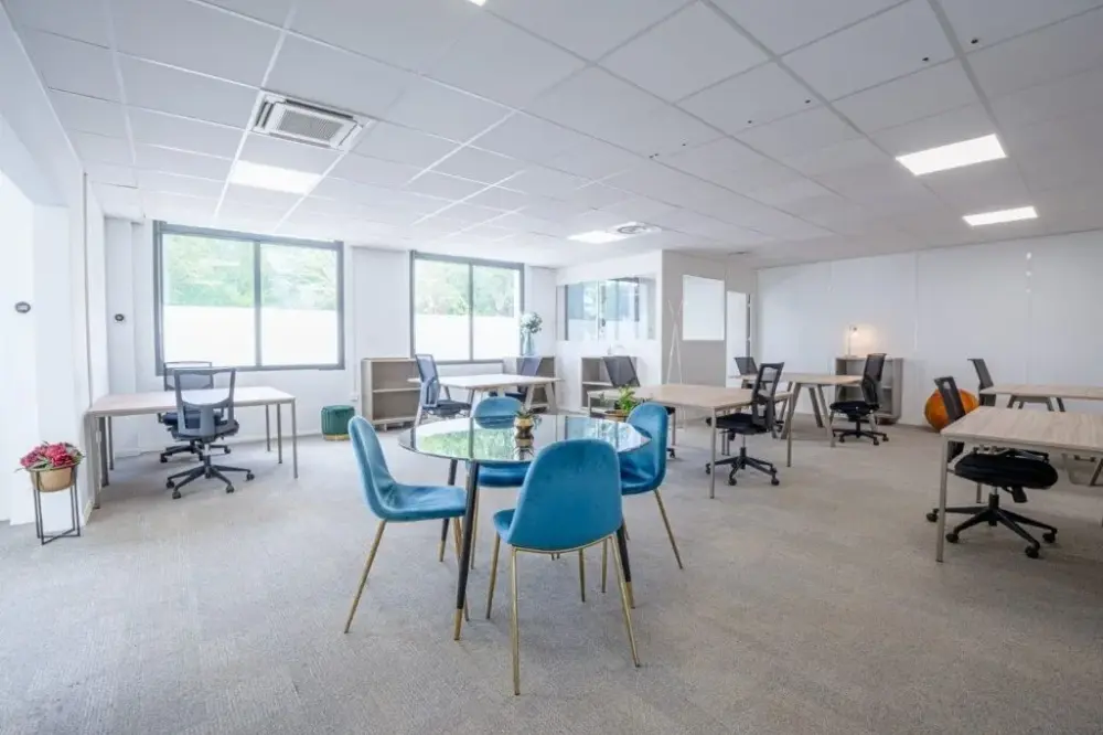 B'Coworker Poitiers - Allende, Bureau opéré - 20/30 postes, Poitiers