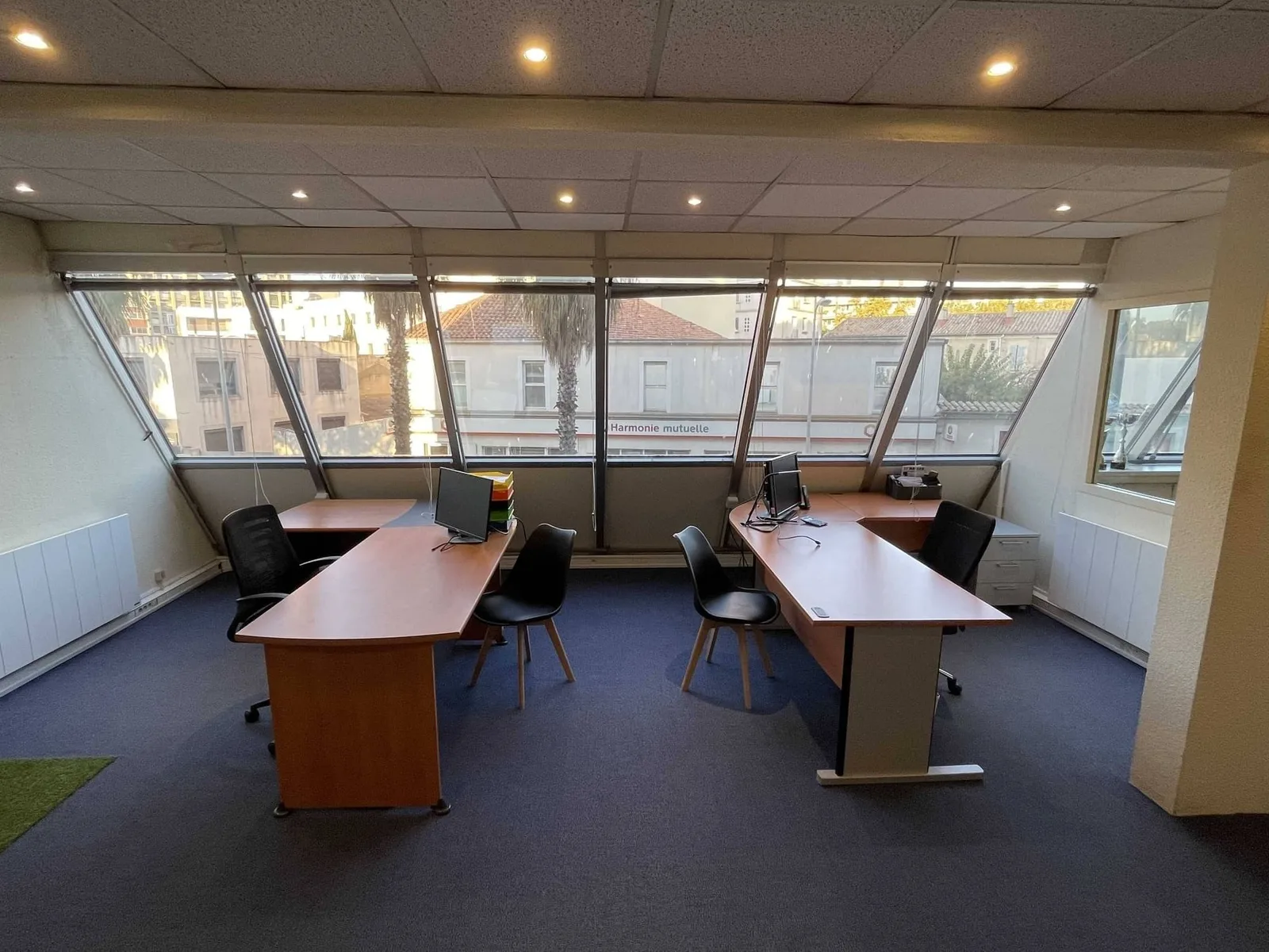Bureau Président Nîmes, Privatbüro mit 4 Arbeitsplätzen, Nîmes
