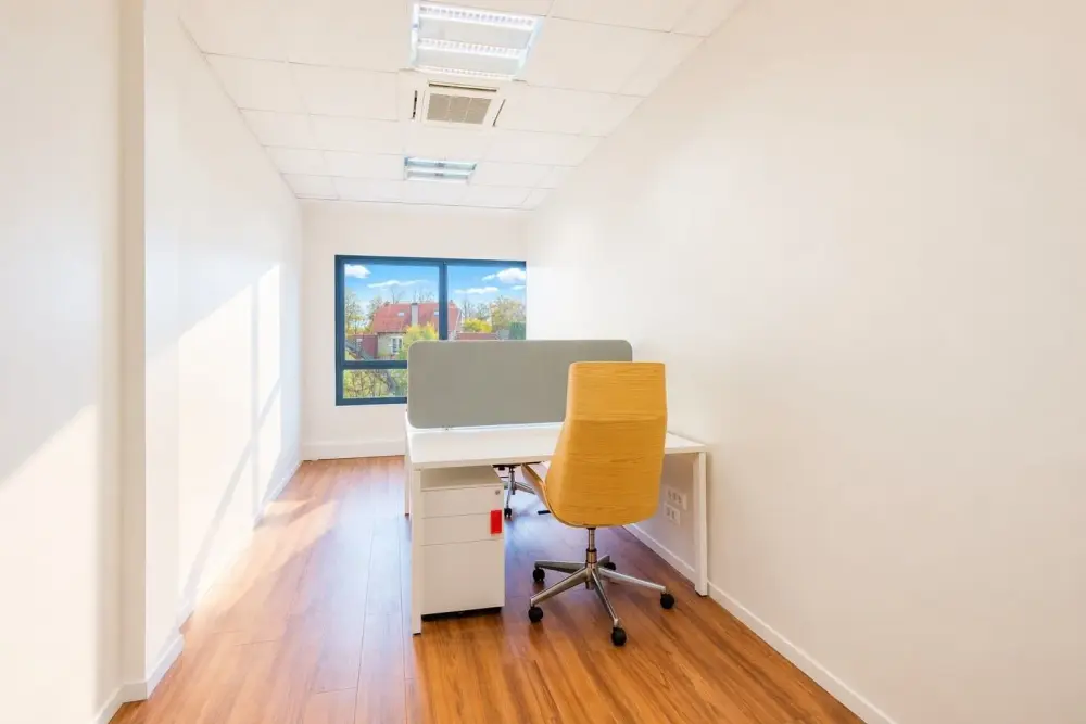 Lieusaint Coworking, Bureau Privatif (1 pers.), Lieusaint