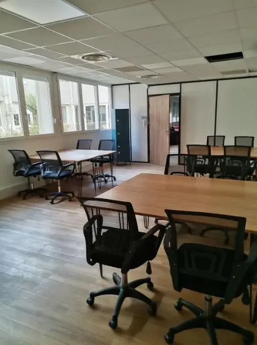 Bureaux & Co Bellegarde, Bureau privatif 2 personnes, Castelnau-le-Lez