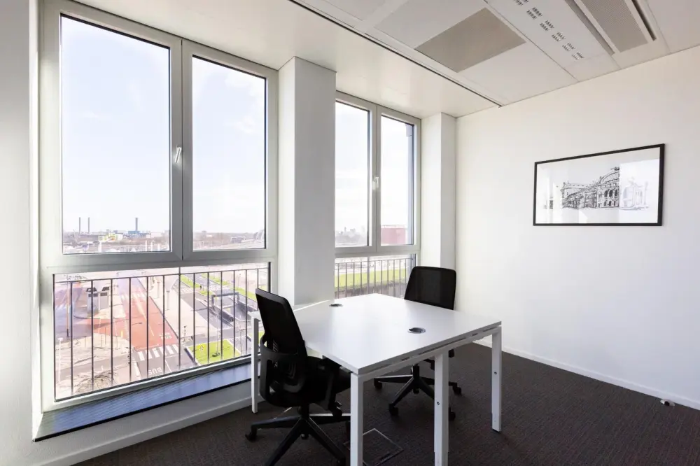 Regus ON, London – London City Centre, Bureau privatif 2 personnes, London, ON