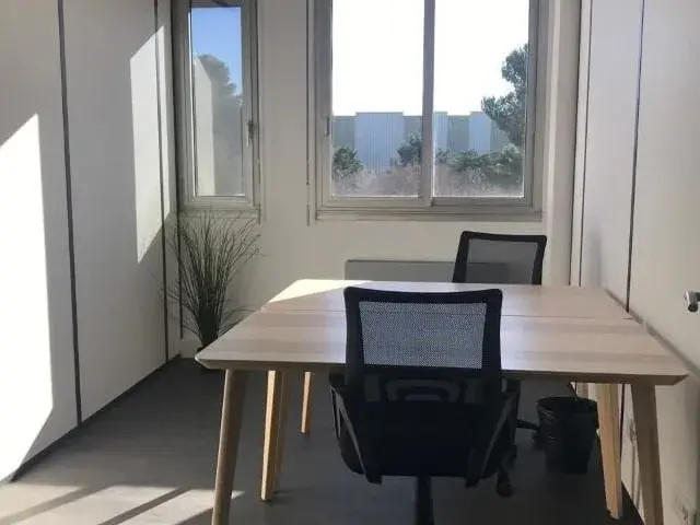 Cowork'in Aix, Bureau privatif au mois 2 postes, Aix-en-Provence