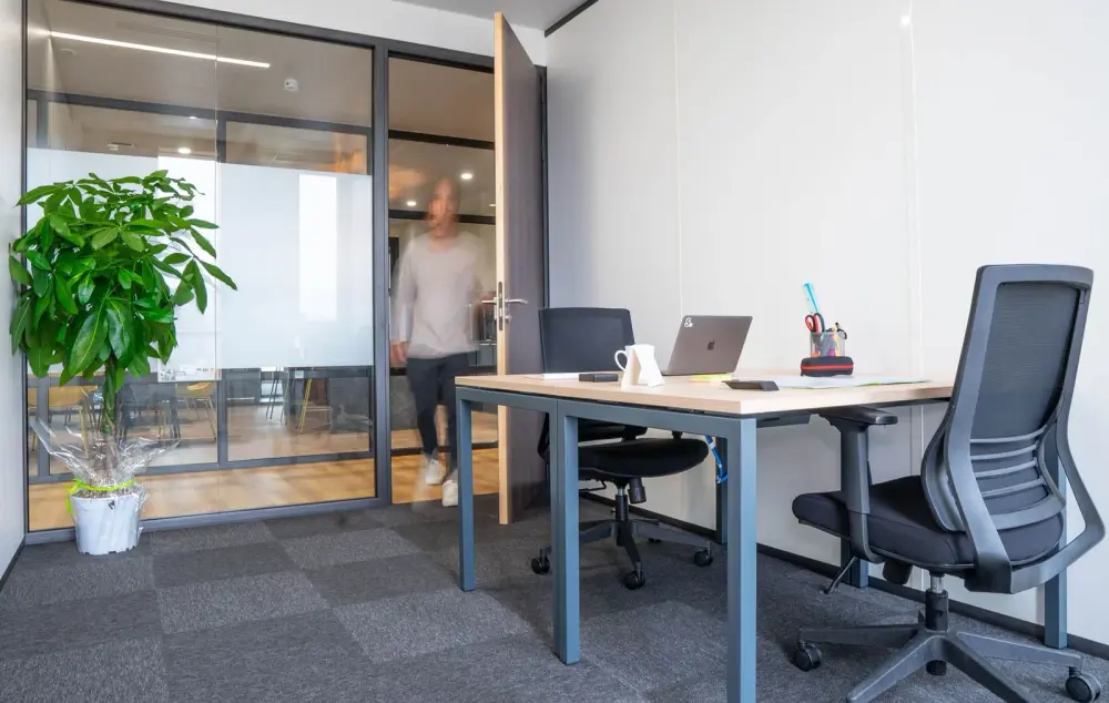 Sundesk Grand Arenas, Bureau Privé - 2 postes, Nice