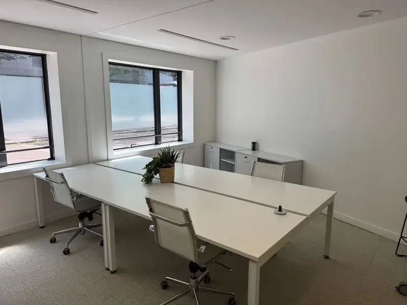 Naama Place de Seine Levallois, Bureau privé 4 personnes, Levallois-Perret