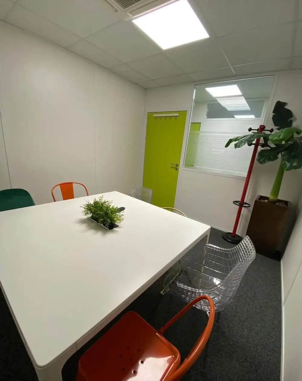 Reggad Estate - Alpexpo, Bureau Privé N°12, Grenoble