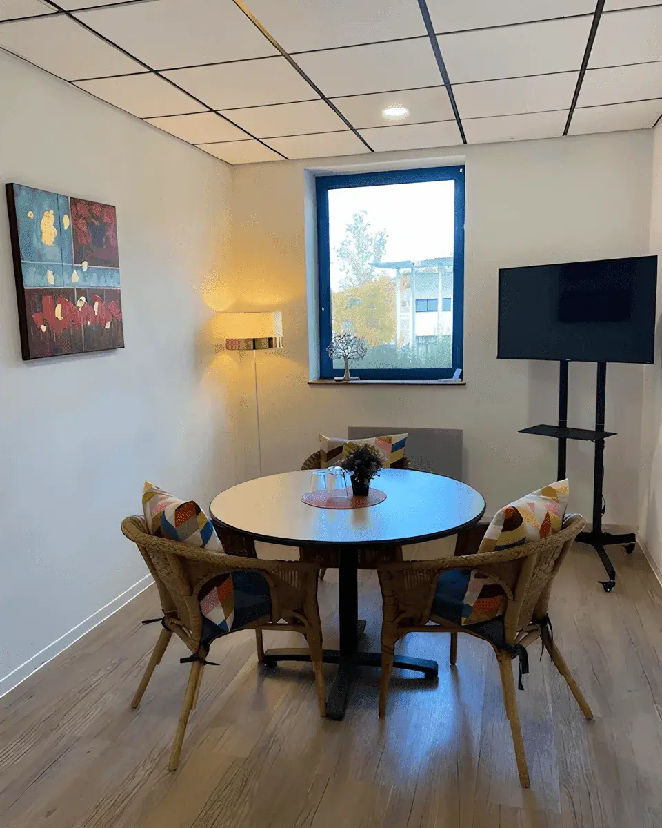 Dom CO-WORK, Bureau Rouge, Challes les Eaux