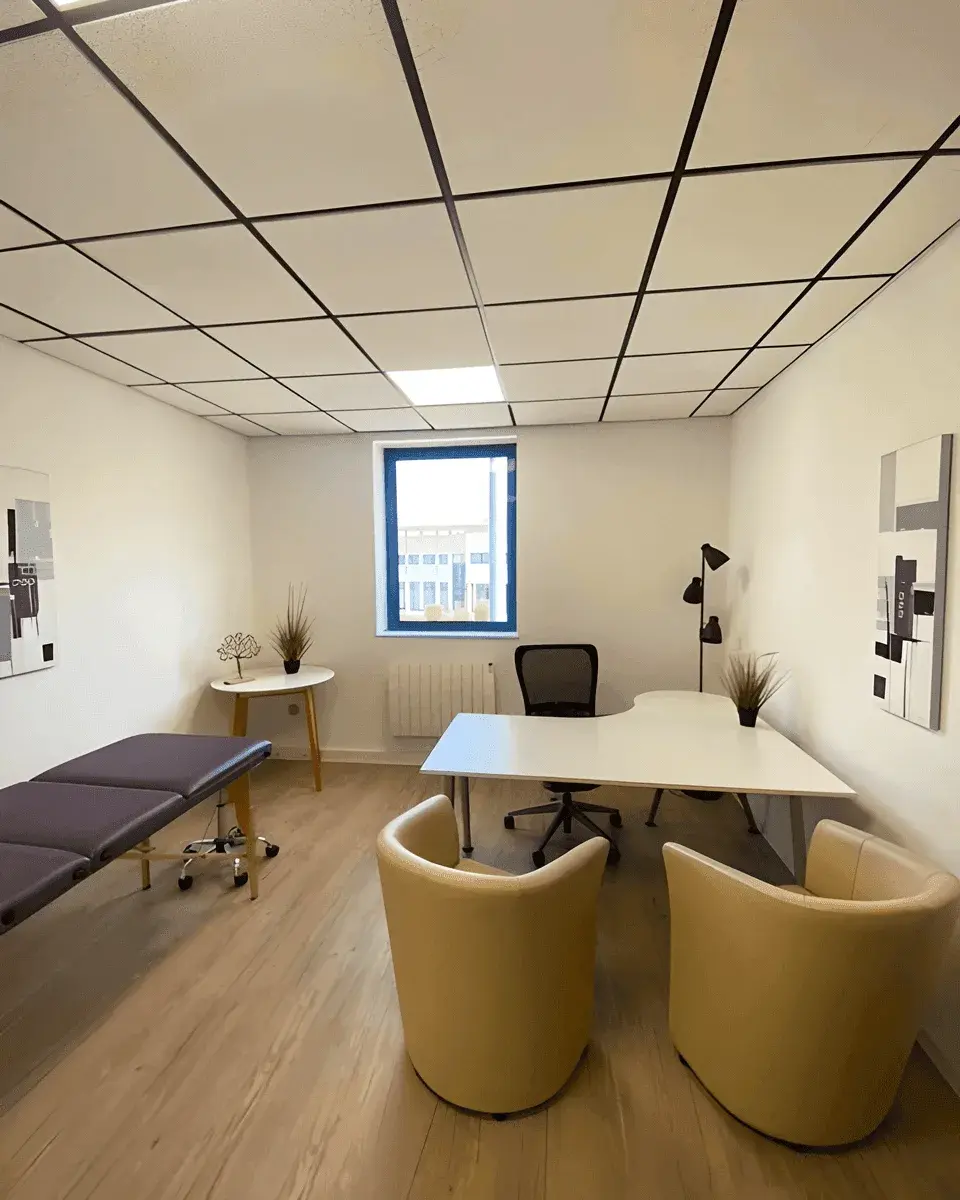 Dom CO-WORK, Bureau Violet, Challes les Eaux