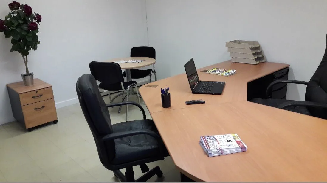 Bureaux Bourges, Privatbüro mit 1 Arbeitsplatz, Bourges