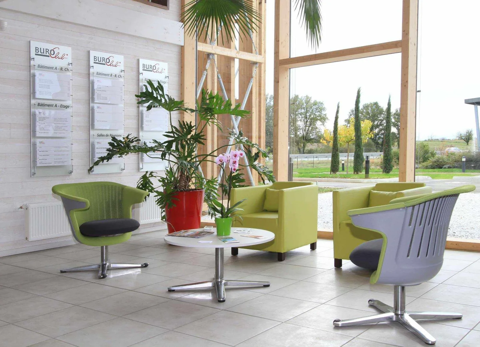 Buro Club Albi, Empfang, Terssac