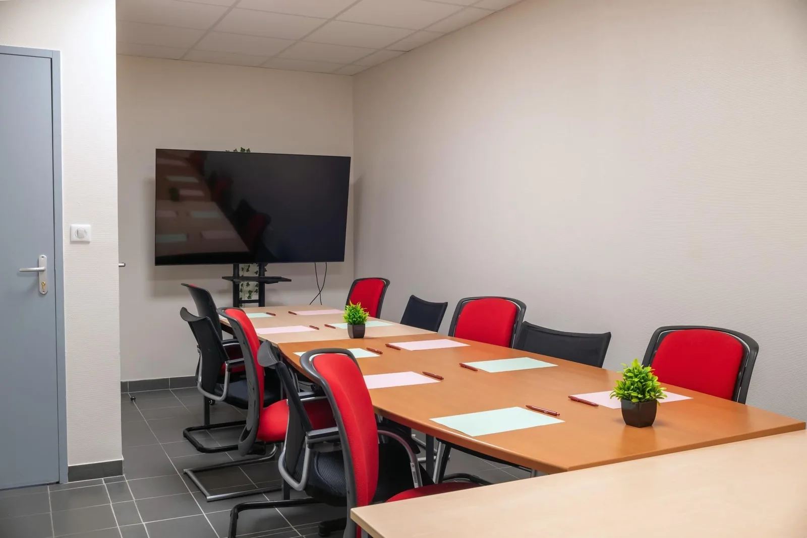 Buro Club Auxerre, Meeting room for 10 people, Auxerre