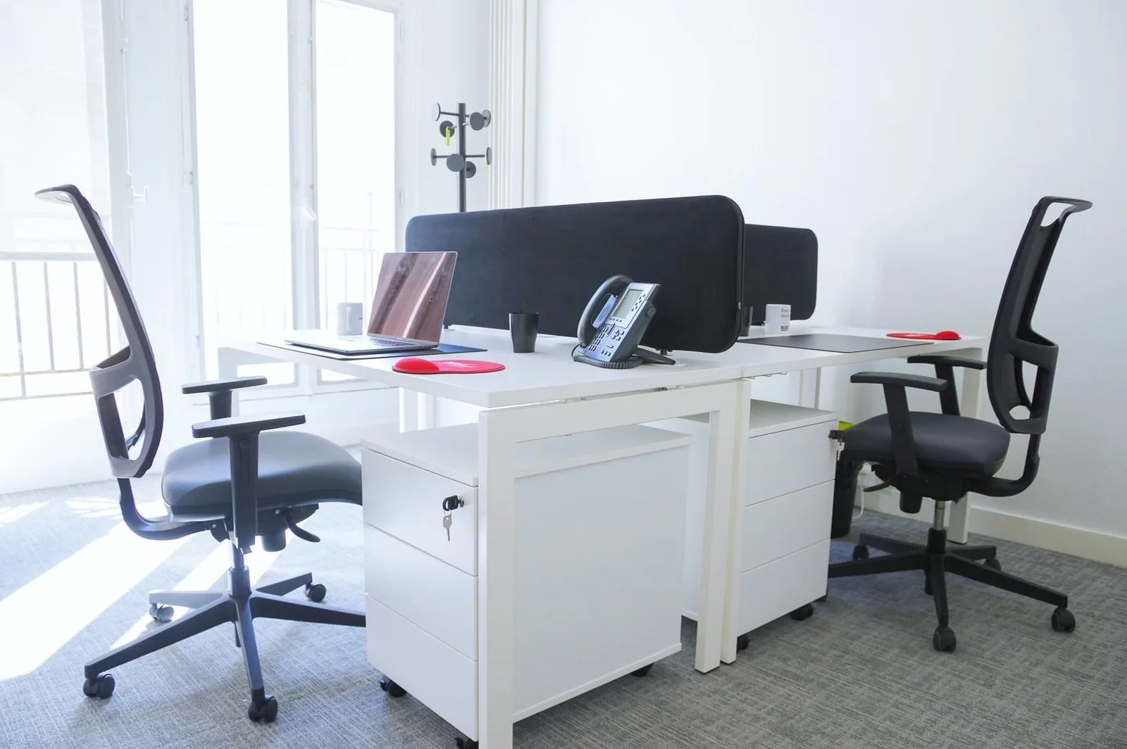 Buro Club Bordeaux Quinconces, Privatbüro mit 4 Arbeitsplätzen, Bordeaux