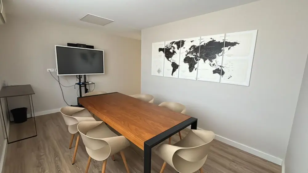Buro Club Fréjus / Puget-sur-Argens, Salle de Réunion 6 personnes max., Puget Sur Argens