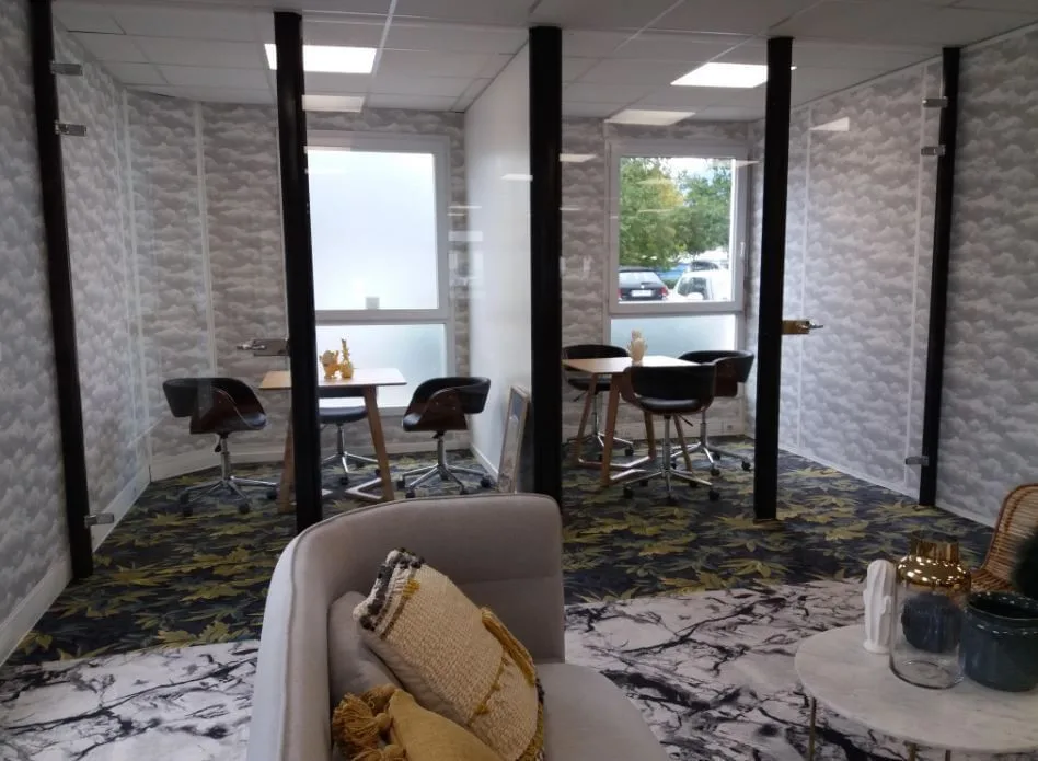 Buro Club Grenoble Echirolles, Besprechungsraum, Echirolles