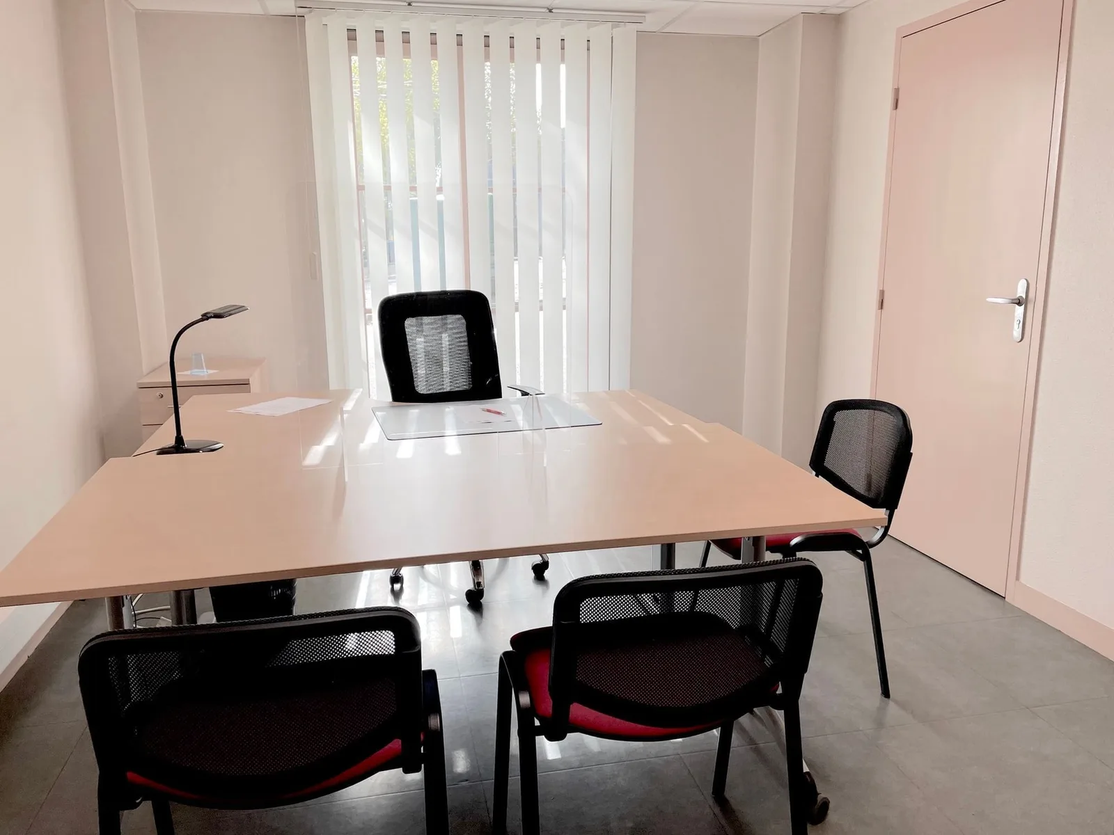 Buro Club Limoges, Private office, 1 desk, Limoges