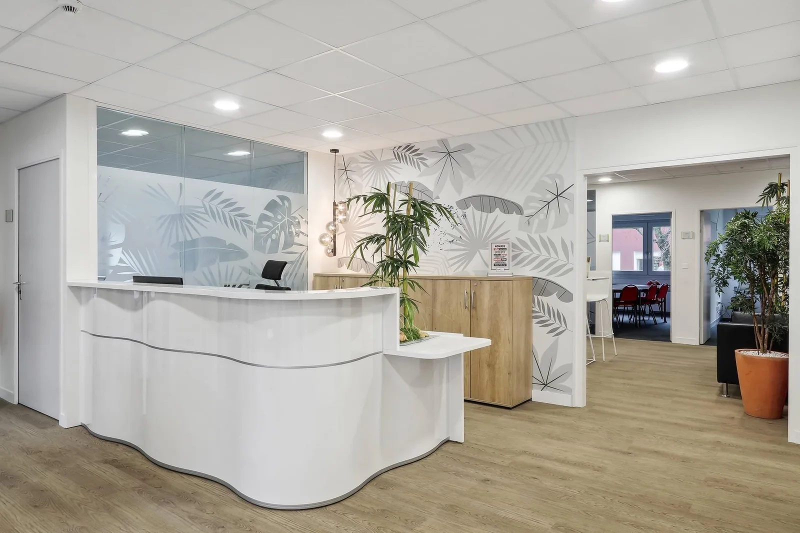 Buro Club Nantes, Empfang, Nantes