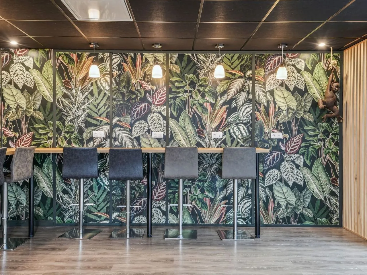 Buro Club Paris Levallois, Kantine, Levallois-Perret