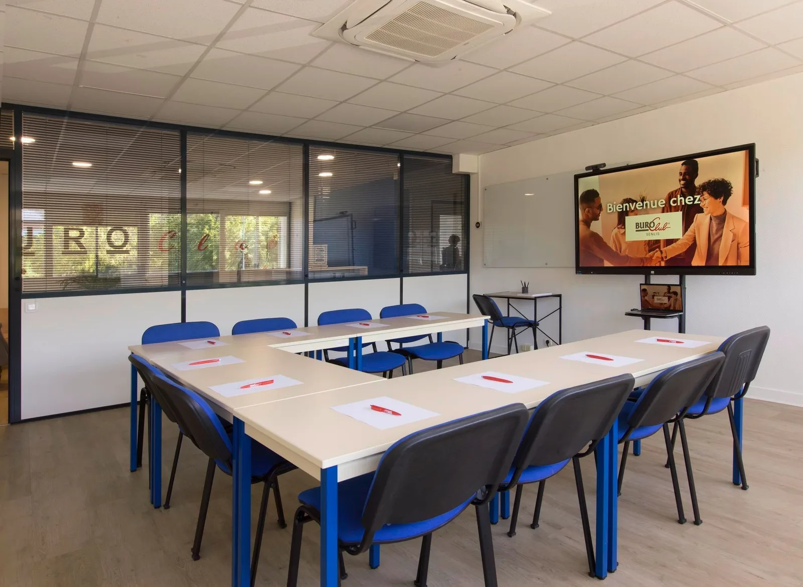 Buro Club Senlis, Training room for 12 people, Senlis