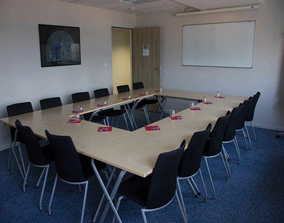 Buro Club Toulouse Compans, Besprechungsraum für 16 Personen, Toulouse