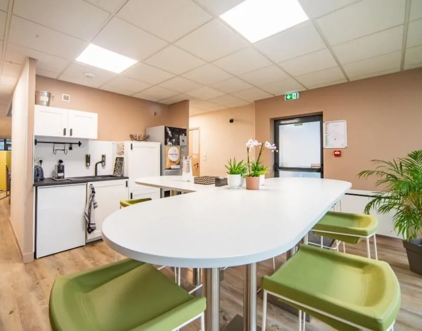 Buro Club Tours, Cuisine, Saint-Avertin