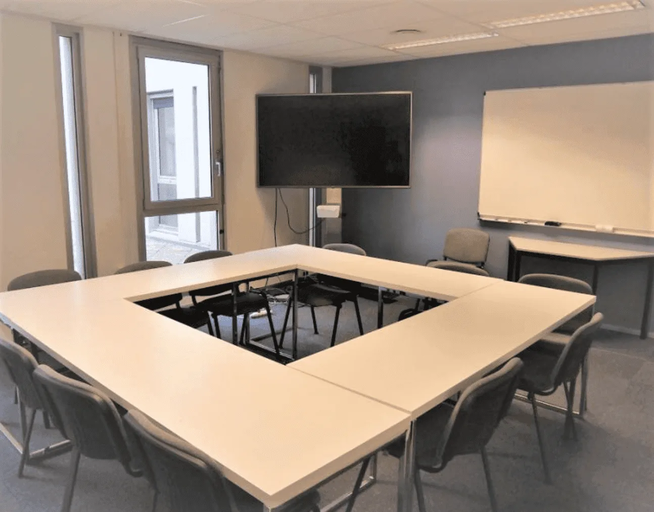 Buro Club Vélizy-Villacoublay, Salle de réunion 12 personnes, Vélizy-Villacoublay
