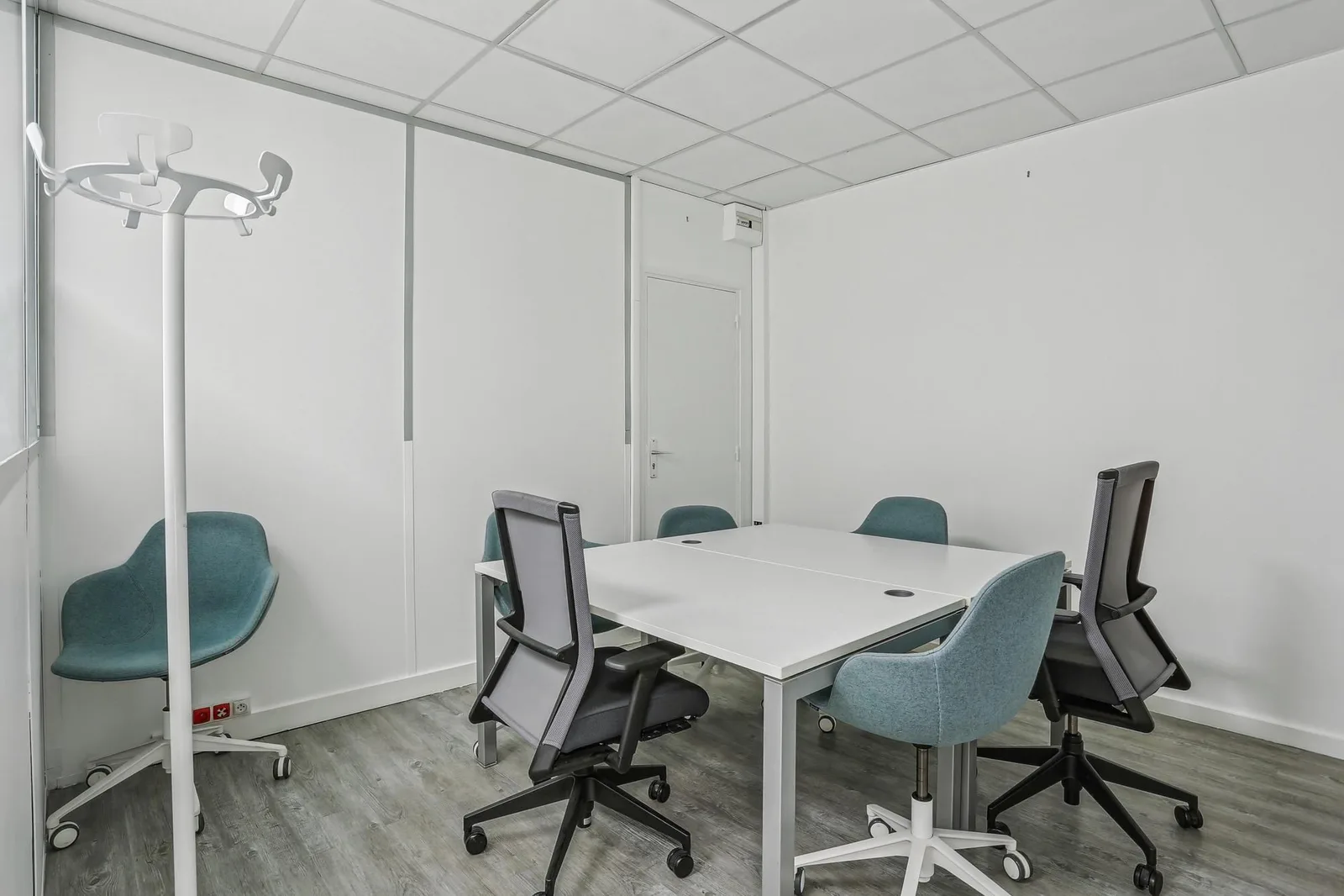 Buro Club Versailles, Meeting room for 6 people, Versailles