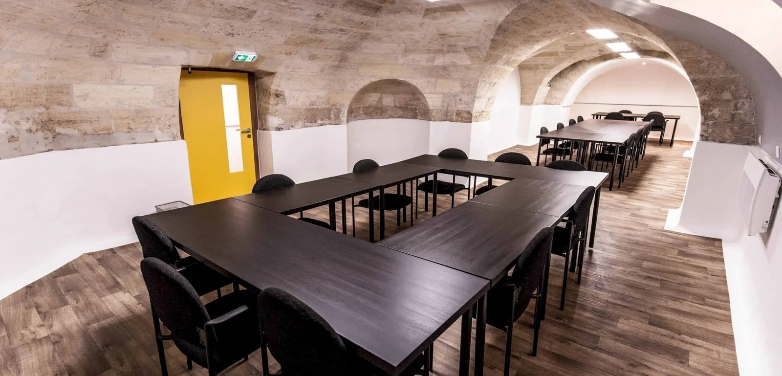 Buro Connexion, Meeting room for 14 people, Bordeaux