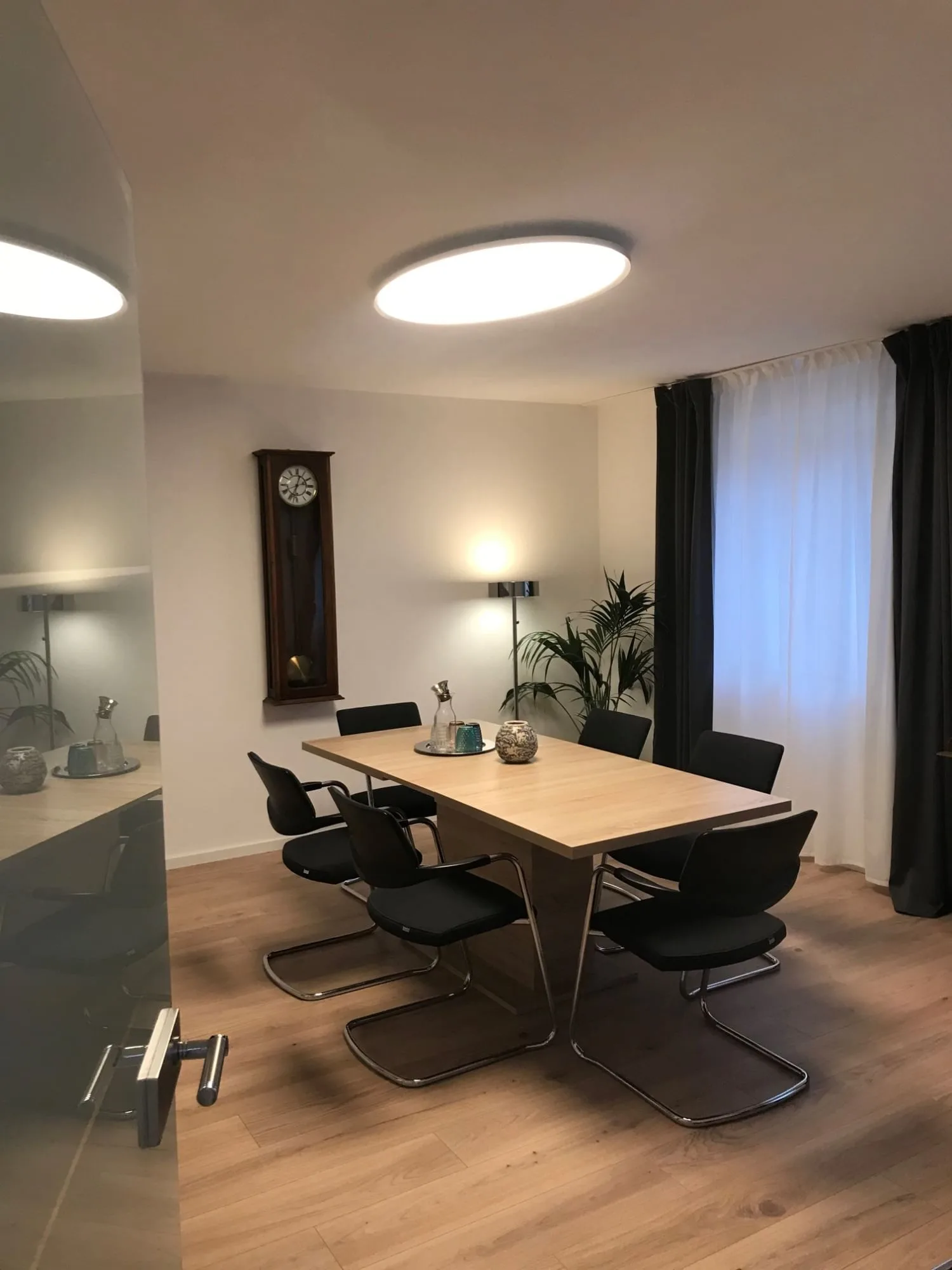Büro Grünwald I, Meeting room for 6 people, Grünwald