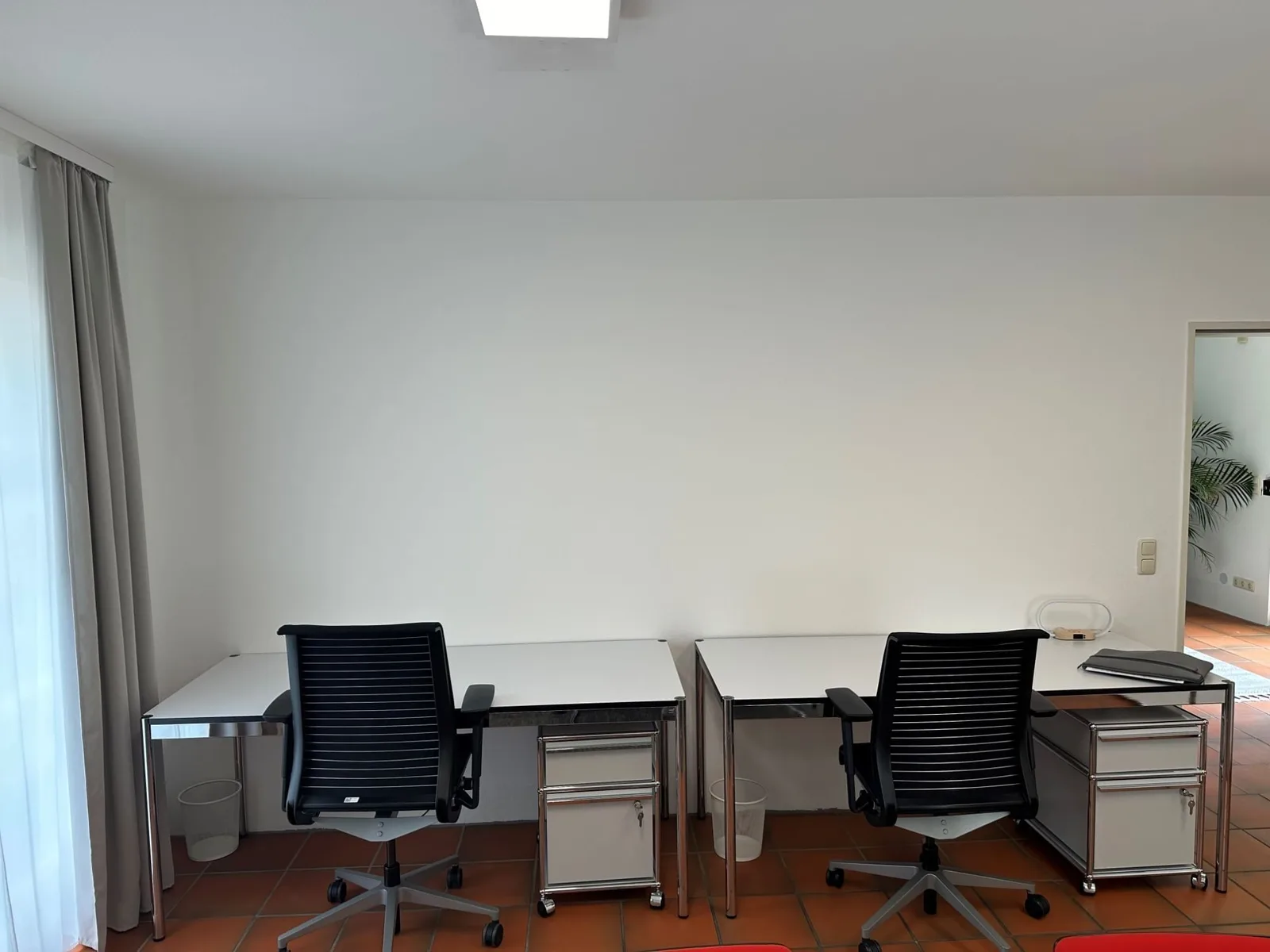 Büro Grünwald III, Privatbüro mit 2 Arbeitsplätzen, Grünwald