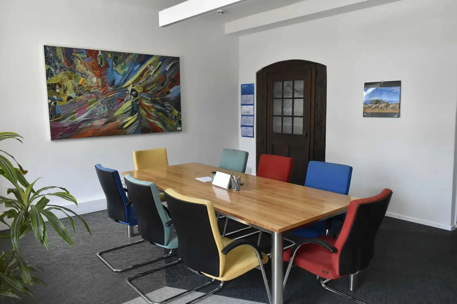 Büro T6, Besprechungsraum für 8 Personen, Regensburg