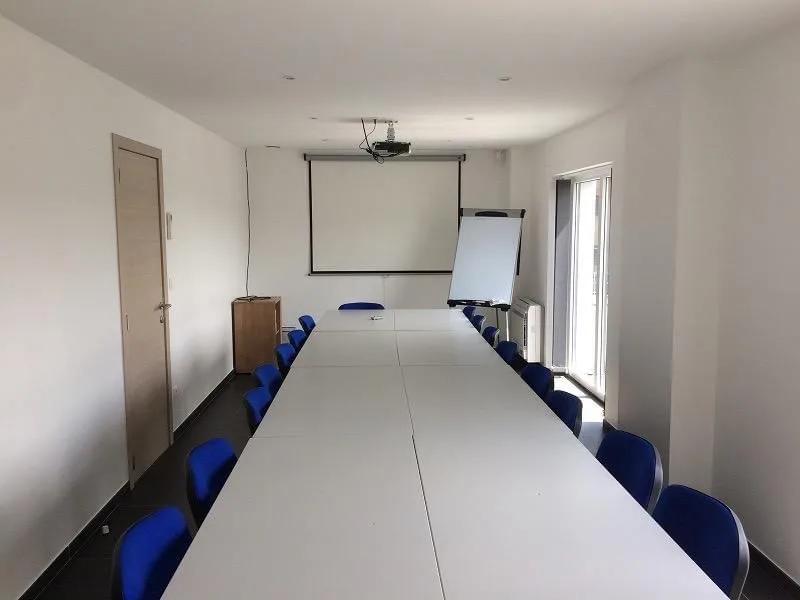 Business Center Des Awirs, Meeting room for 16 people, Flémalle