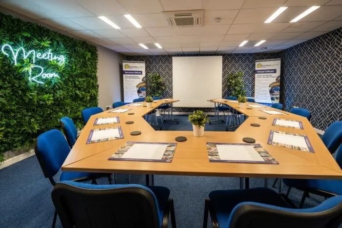 The Business Centre Cardiff, Salle de réunion 12 personnes, Barry