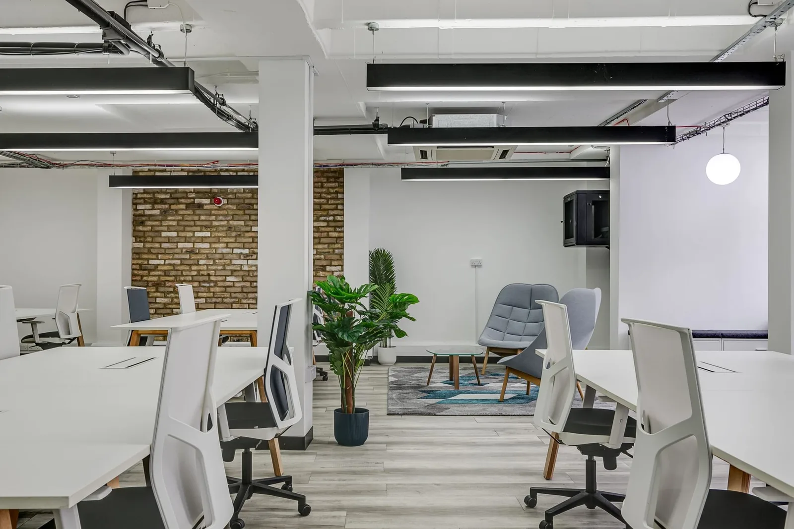 Business Cube - Clerkenwell Green, Open-plan office, London
